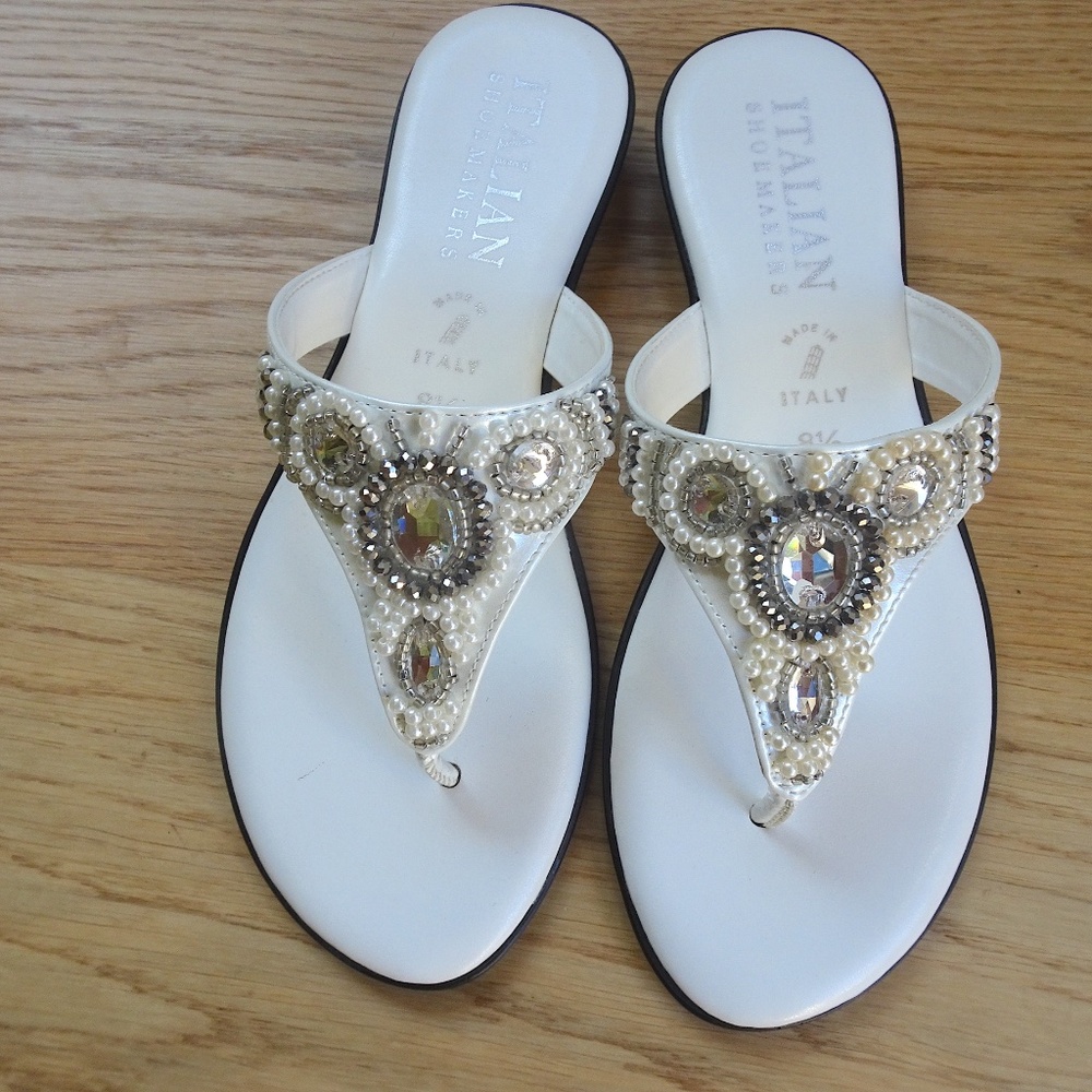 Italian Shoemakers White Beaded Flip Flops Summer Sandals Made in Italy Size 8.5 - Picture 8 of 9